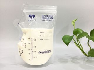 Túi trữ sữa IMEDICARE 200ml dạng túi zip có vòi rót, an toàn tiện lợi cho bé - Hộp 30 túi